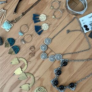 Lot of women’s costume jewelry
